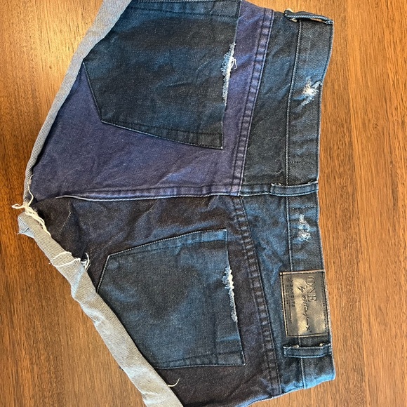 One Teaspoon Bandit Shorts - Picture 5 of 8